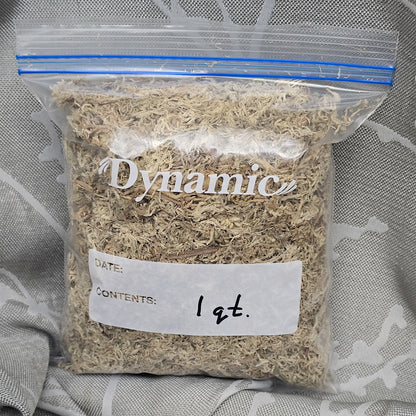 A 1-quart package of clean natural dry sphagnum moss for plants.